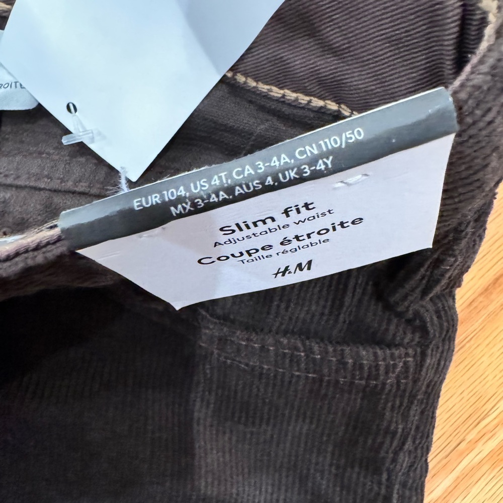 Lot of 4 boys 4t cordorys. Brown NWT, others worn once